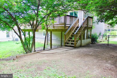 10729 Cobblestone Dr, Spotsylvania, VA 22553 - photo 3