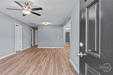 215 Hunter St, Union Point, GA 30669 - photo 3