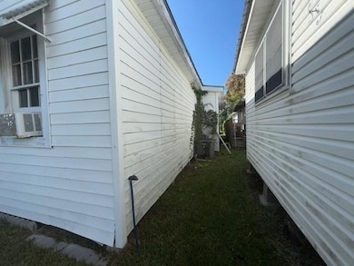 1026 Henderson St, Thibodaux, LA 70301 - photo 3