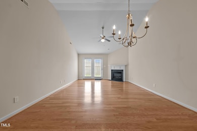 2002 Guinness Dr unit 5, Graham, NC 27253 - photo 4