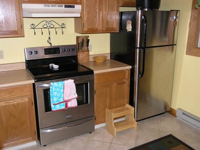 153 Pollard Rd unit 13, Lincoln, NH 03251 - photo 3