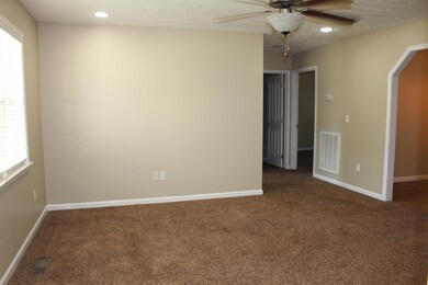 213 Forrestwood Dr, Manchester, TN 37355 - photo 4