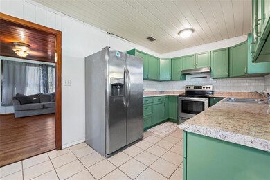 4820 SW 46th St, Gainesville, FL 32608 - photo 4