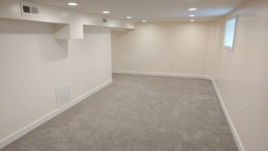20 Eustis St, Saugus, MA 01906 - photo 5