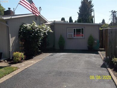 2270 Crescent Ave, Eugene, OR 97408 - photo 4