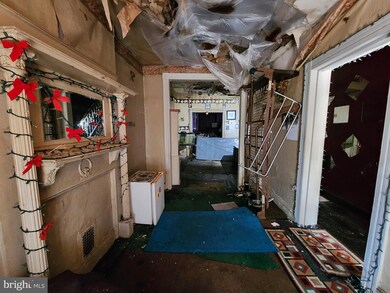 1600 Cliftview Ave, Baltimore, MD 21213 - photo 2