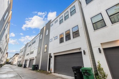 836 Fisher St unit D, Houston, TX 77018 - photo 2