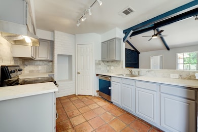 9006 Stone Brook Ln, Houston, TX 77040 - photo 5