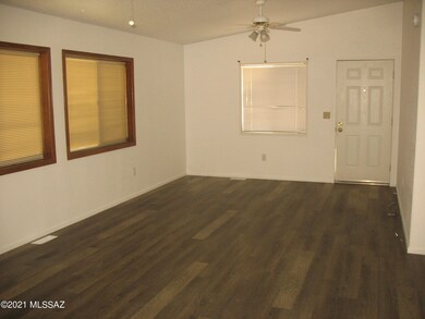 3506 Cadmium Living Room