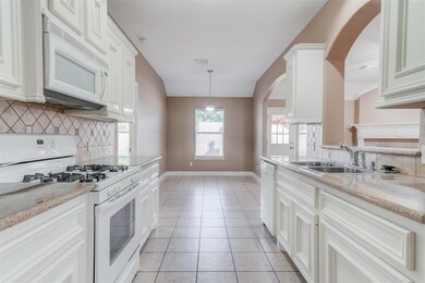 1826 Ripple Creek Dr, Rosenberg, TX 77471 - photo 7