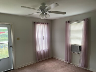 1614 Esther Dr, Houston, TX 77088 - photo 5