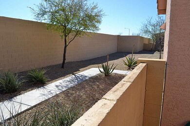 EXTERIOR 1