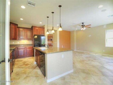 005_Kitchen - Living