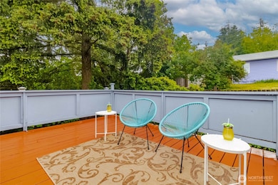 4003 Flora Dr, Fircrest, WA 98466 - photo 2