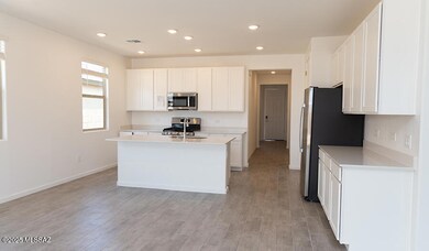 6642 W Island Creek Ln, Tucson, AZ 85757 - photo 3