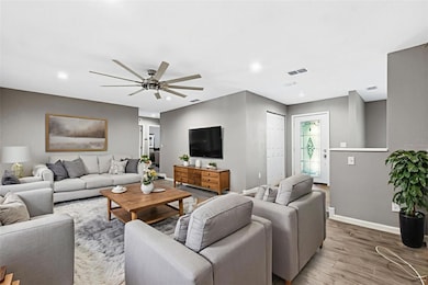 12210 State St, Tampa, FL 33635 - photo 5