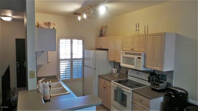 9600 N 96th Kitcfhen 1