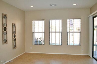 Large Eat-In Kitchen
