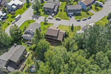 2620 Kingsbridge Cir, Anchorage, AK 99504 - photo 4