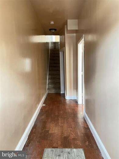 2202 Jefferson St unit ROOM IN SHARED HOME, Baltimore, MD 21205 - photo 2