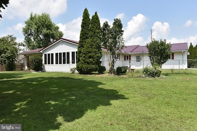 12 Edward Dr, Greencastle, PA 17225 - photo 3