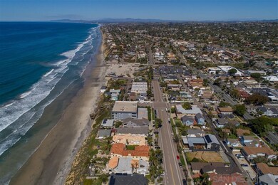 So close to Moonlight Beach - but not TOO close!