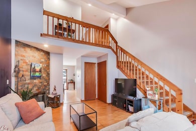 174 Dunbar Ln, East Dundee, IL 60118 - photo 4