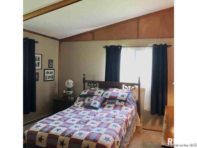 2382 Hammer Rd, Arenzville, IL 62611 - photo 7