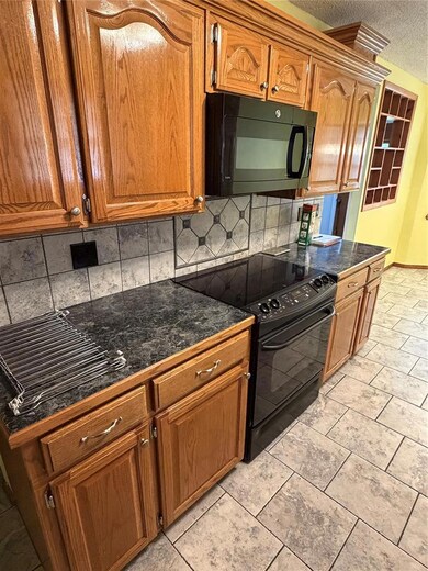 1408 Garfield St, Idabel, OK 74745 - photo 7