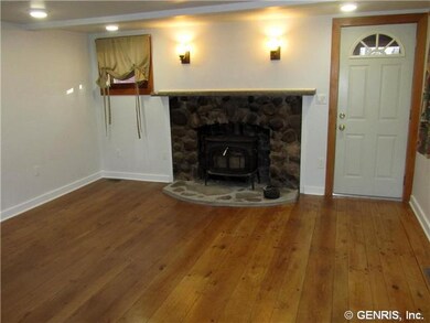 Living Room BEAUTIFUL PEGGED OAK FLOORING!