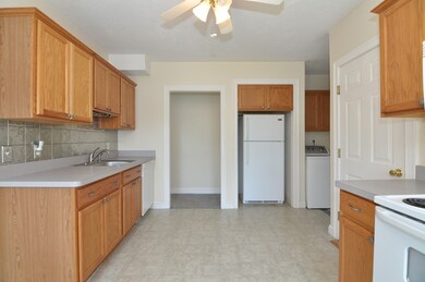 1 Summer St unit 2, Blackstone, MA 01504 - photo 6