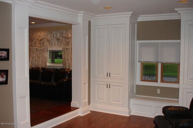 850 Wallace St, Stroudsburg, PA 18360 - photo 5