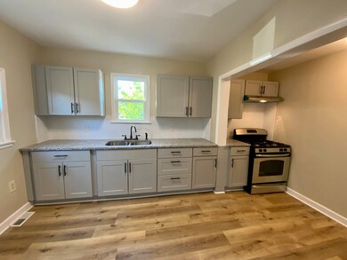 12761 W Harrison Ave, Waukegan, IL 60085 - photo 6