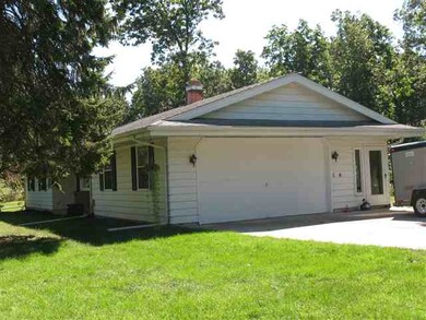 3733 W Plymouth Church Rd, Beloit, WI 53511 - photo 5