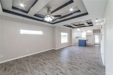 801 Robin Anne Cir, Alamo, TX 78516 - photo 4