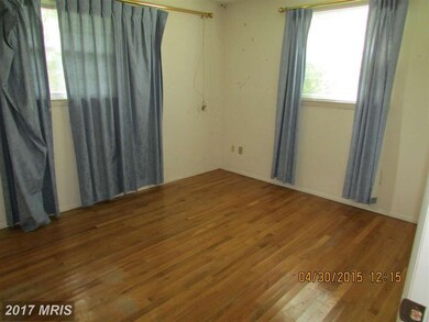 9521 Cissell Ave, Laurel, MD 20723 - photo 4