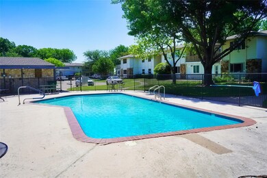 109 Harbor Dr unit 105, Bridgeport, TX 76426 - photo 4
