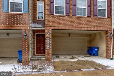 23226 Roberts Tavern Dr, Clarksburg, MD 20871 - photo 2