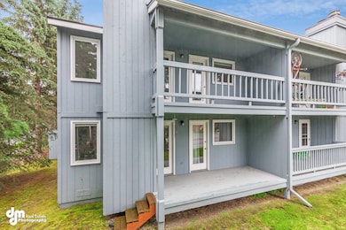 Exterior - Back 20170725-DW-3188-FULL