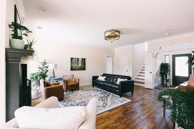 501 Springhill Dr, Hurst, TX 76054 - photo 3