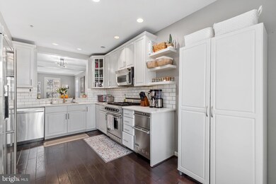 735 Massey Ln unit A, Alexandria, VA 22314 - photo 7