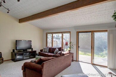 3110 Bridle Ln, Anchorage, AK 99517 - photo 5