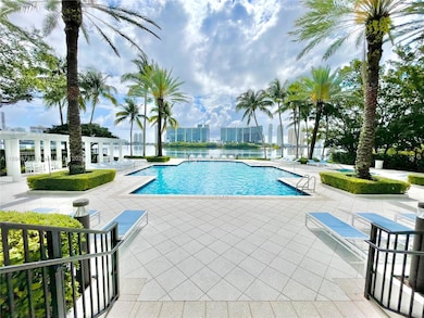 Village By The Bay @ Aventura unit 12113, Aventura, FL 33160 - photo 2