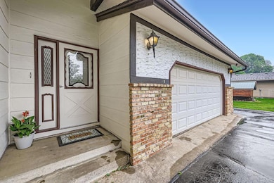 211 Mckinley St, Anoka, MN 55303 - photo 3