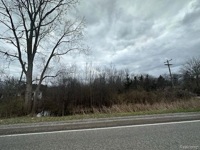 2444 E Stanley Rd, Davison, MI 48423 - photo 2