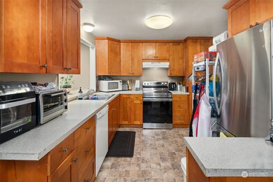 8418 56th St W, University Place, WA 98467 - photo 6