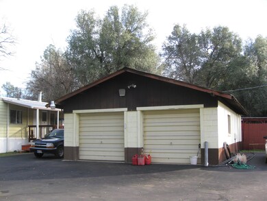 2 car detached shop w/bathroom