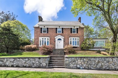 44 Holly St, Providence, RI 02906 - photo 2