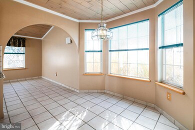 21 Tree Bark Ln, Southampton, PA 18966 - photo 6