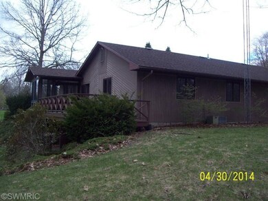 3764 Glendora Rd, Three Oaks, MI 49128 - photo 2